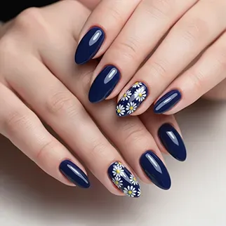 Nail art daisies